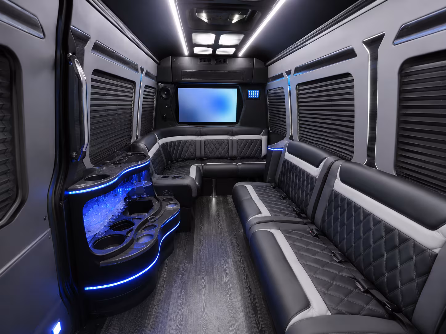 arrange transportation for your next corporate event 2