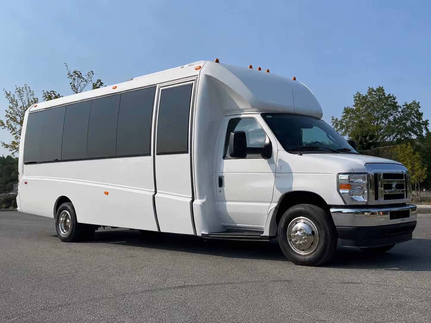 party buses for centennial birthday bar crawls along south broadway and rino
